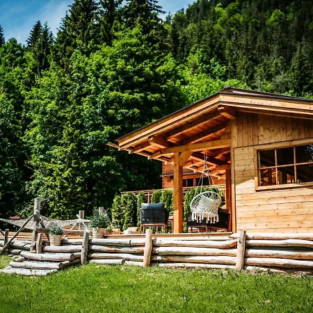 Hideway Chalet Gamsglueck With Pool And Sauna בקתה וואידרינג