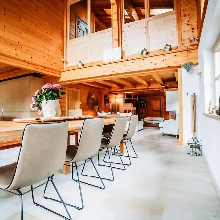 Chalet Hideway Chalet Gamsglueck With Pool And Sauna Waidring