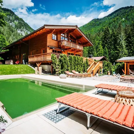 Chalet Hideway Chalet Gamsglueck With Pool And Sauna *